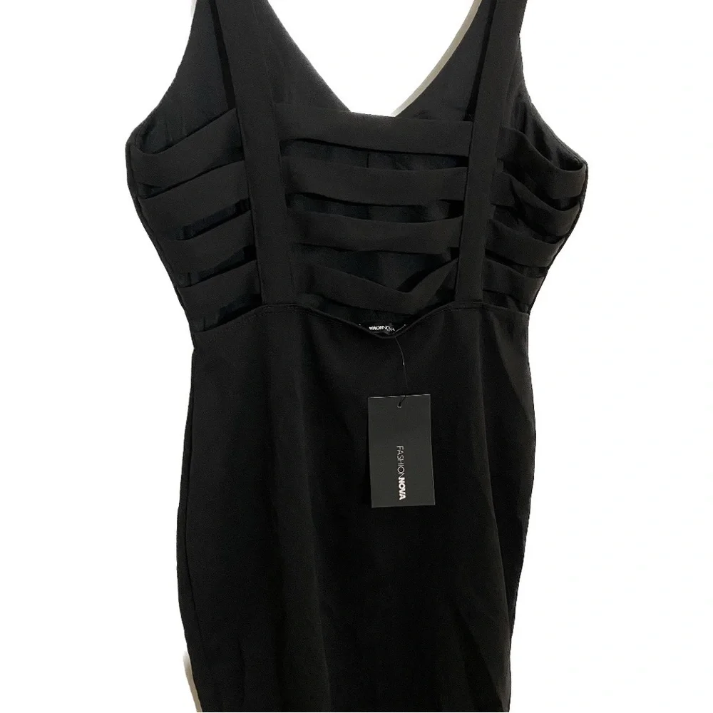 Black Noelia Dress - Fashion Nova - Picture 5 of 8